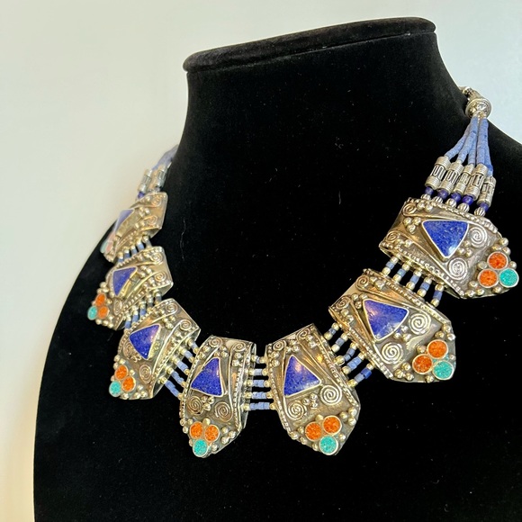 Tibetan choker with turquoise, lapis lazuli and more! - Picture 4 of 5